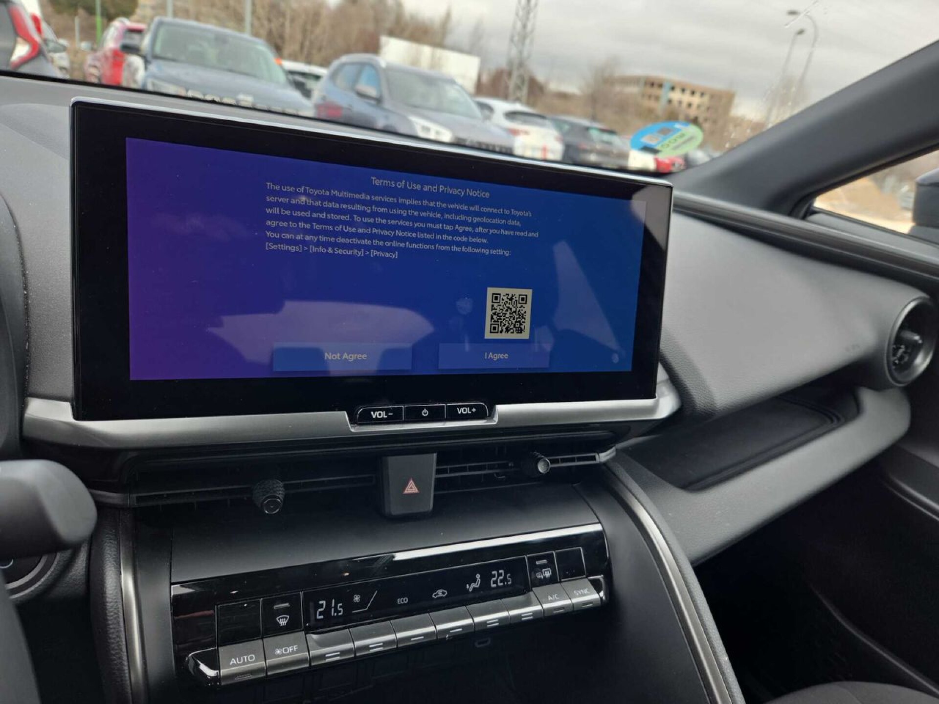 Foto 7 del anuncio Toyota C-HR 1.8 Advance Hybrid 140  de Ocasión en Madrid