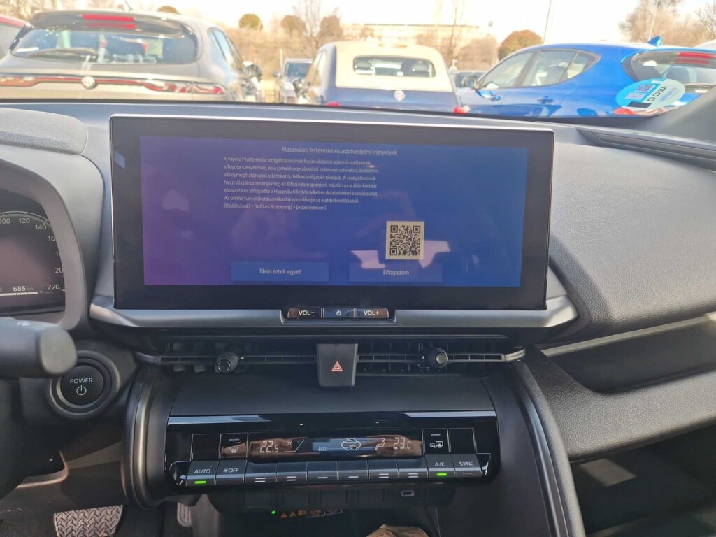 Foto 7 del anuncio Toyota C-HR 1.8 Advance Hybrid 140  de Ocasión en Madrid