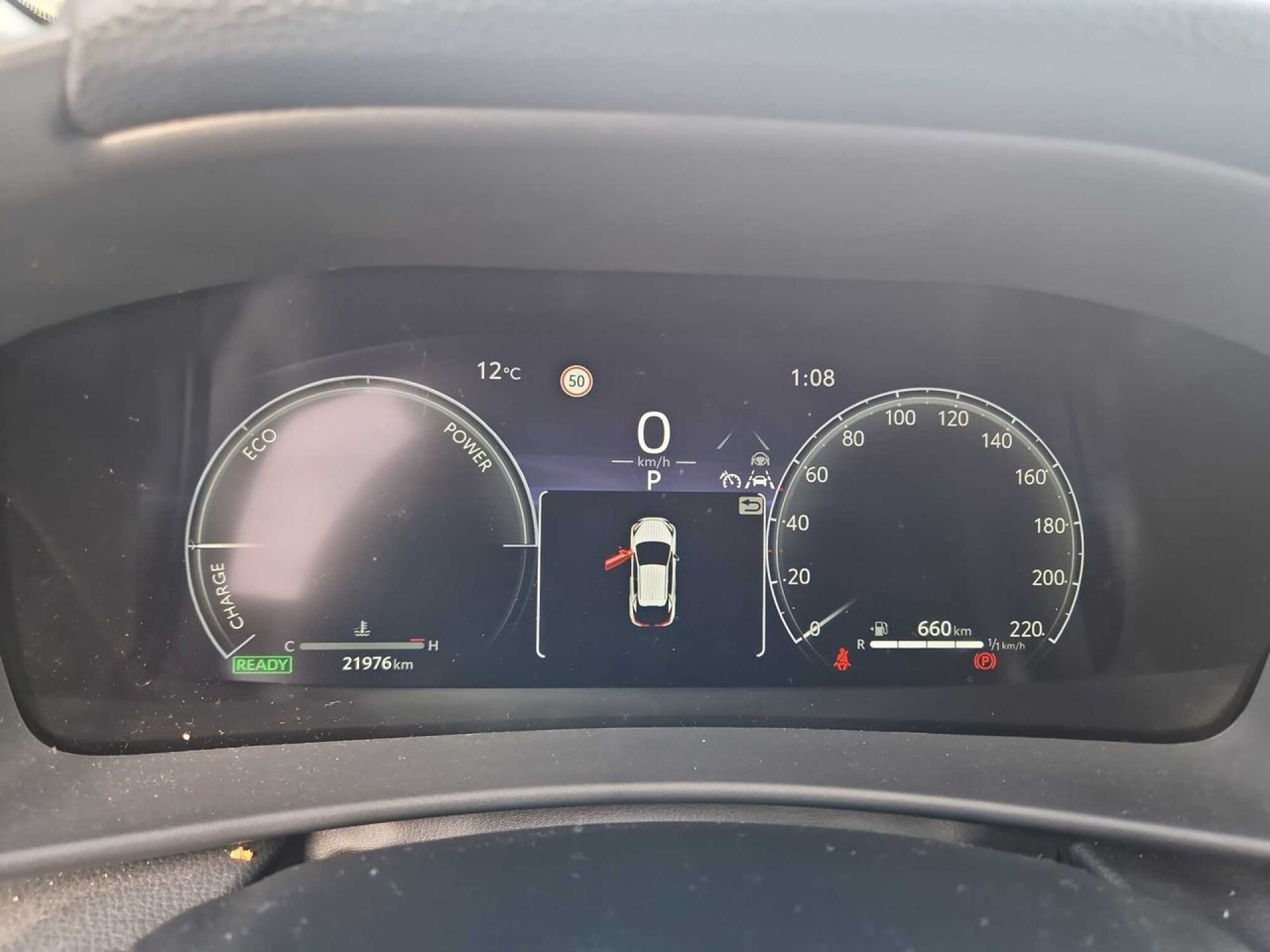 Foto 8 del anuncio Toyota C-HR 1.8 Advance Hybrid 140  de Ocasión en Madrid