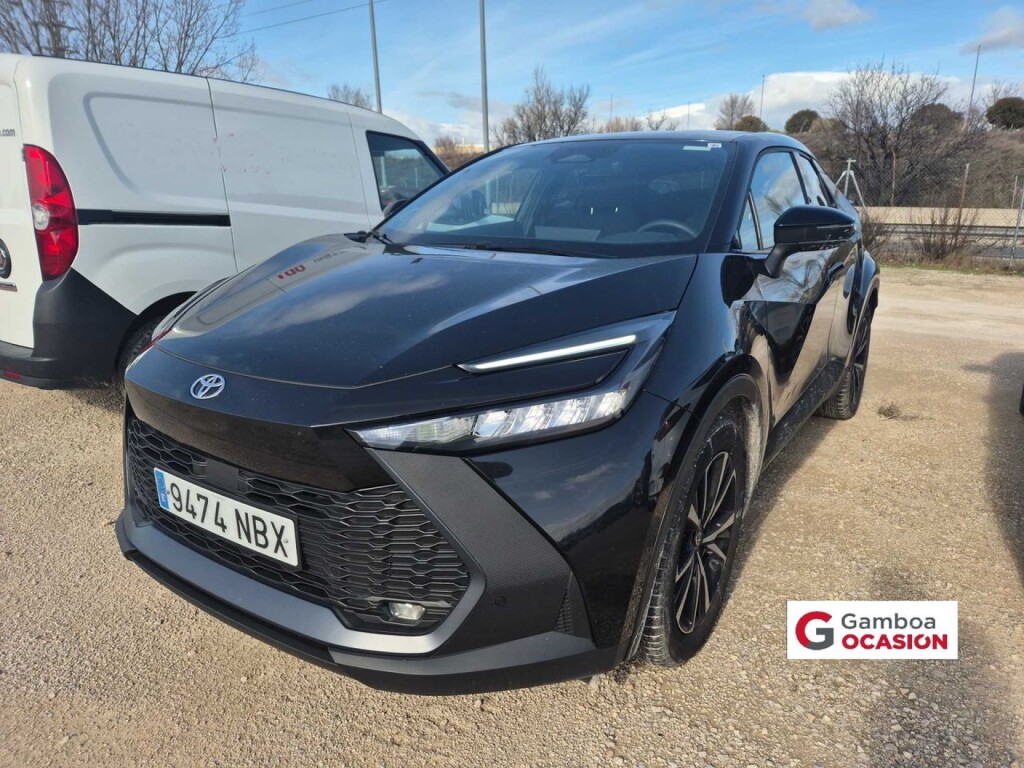 Foto principal del anuncio Toyota C-HR 1.8 Advance Hybrid 140  de Ocasión en Madrid