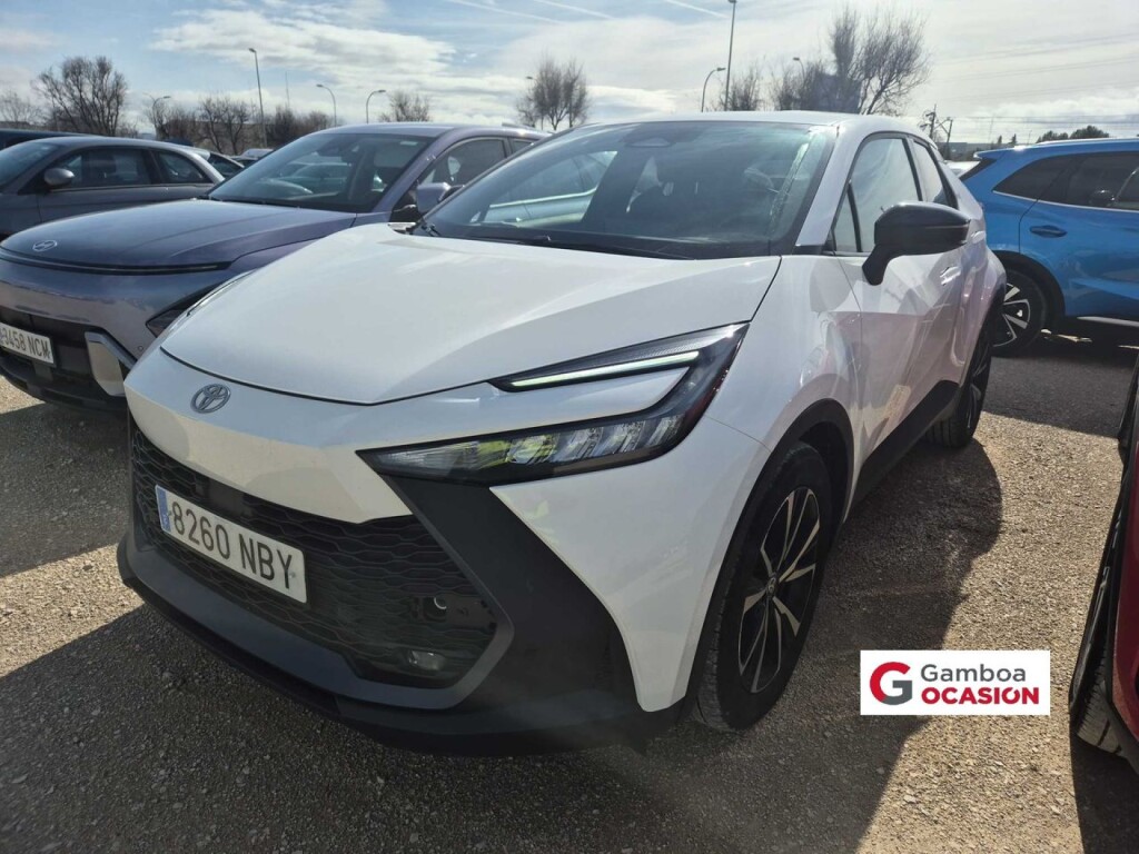Foto principal del anuncio Toyota C-HR 1.8 Advance Hybrid 140  de Ocasión en Madrid