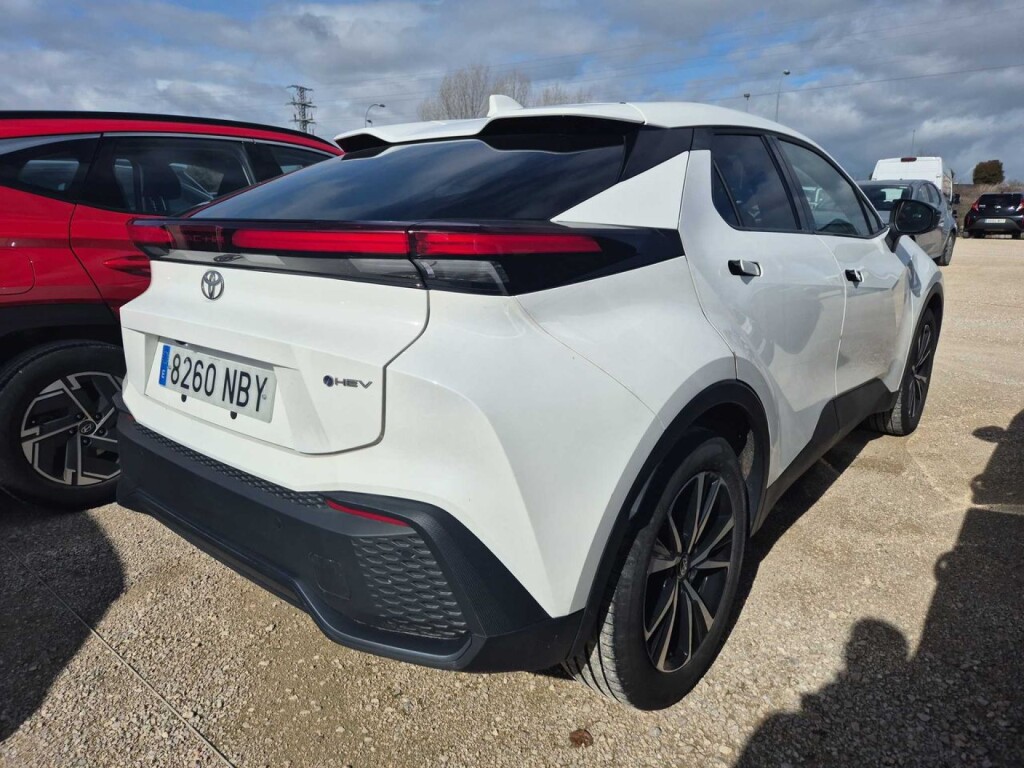 Foto 3 del anuncio Toyota C-HR 1.8 Advance Hybrid 140  de Ocasión en Madrid