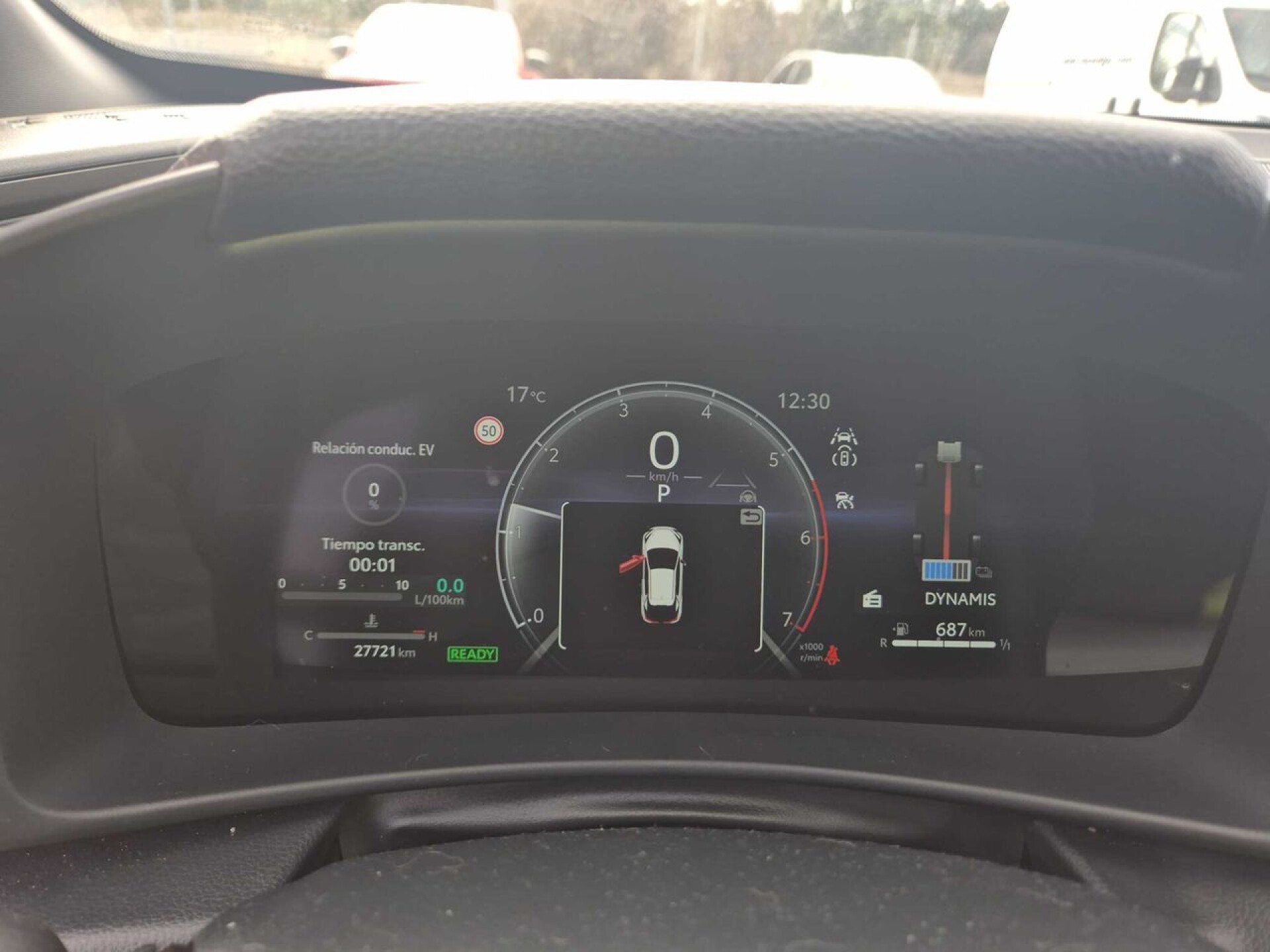 Foto 8 del anuncio Toyota C-HR 1.8 Advance Hybrid 140  de Ocasión en Madrid