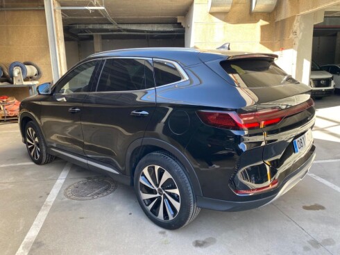 Foto impresión del anuncio BYD Seal U DM-i Comfort  de Ocasión en Madrid