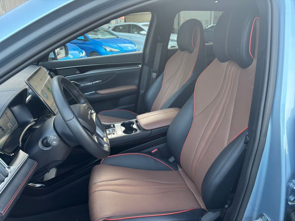 Foto 7 del anuncio BYD Seal U DM-i Comfort  de Ocasión en Madrid