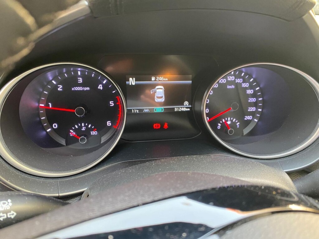 Foto 6 del anuncio Kia XCeed 1.6 MHEV iMT Drive 100kW (136CV)  de Ocasión en Madrid