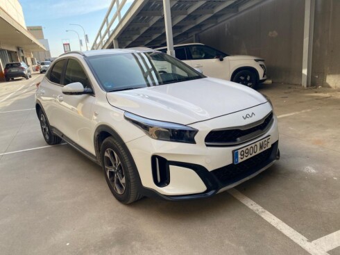 Foto impresión del anuncio Kia XCeed 1.6 MHEV iMT Drive 100kW (136CV)  de Ocasión en Madrid