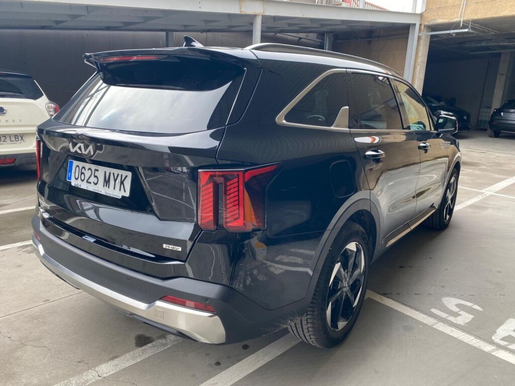 Foto 3 del anuncio Kia Sorento 1.6 T-GDi PHEV Emotion 4x4 7pl  de Ocasión en Madrid