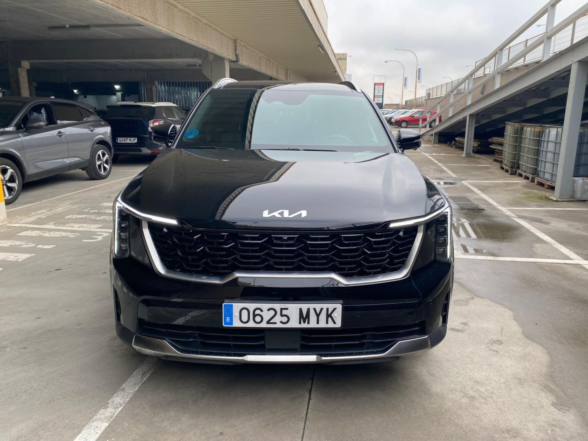 Foto 4 del anuncio Kia Sorento 1.6 T-GDi PHEV Emotion 4x4 7pl  de Ocasión en Madrid