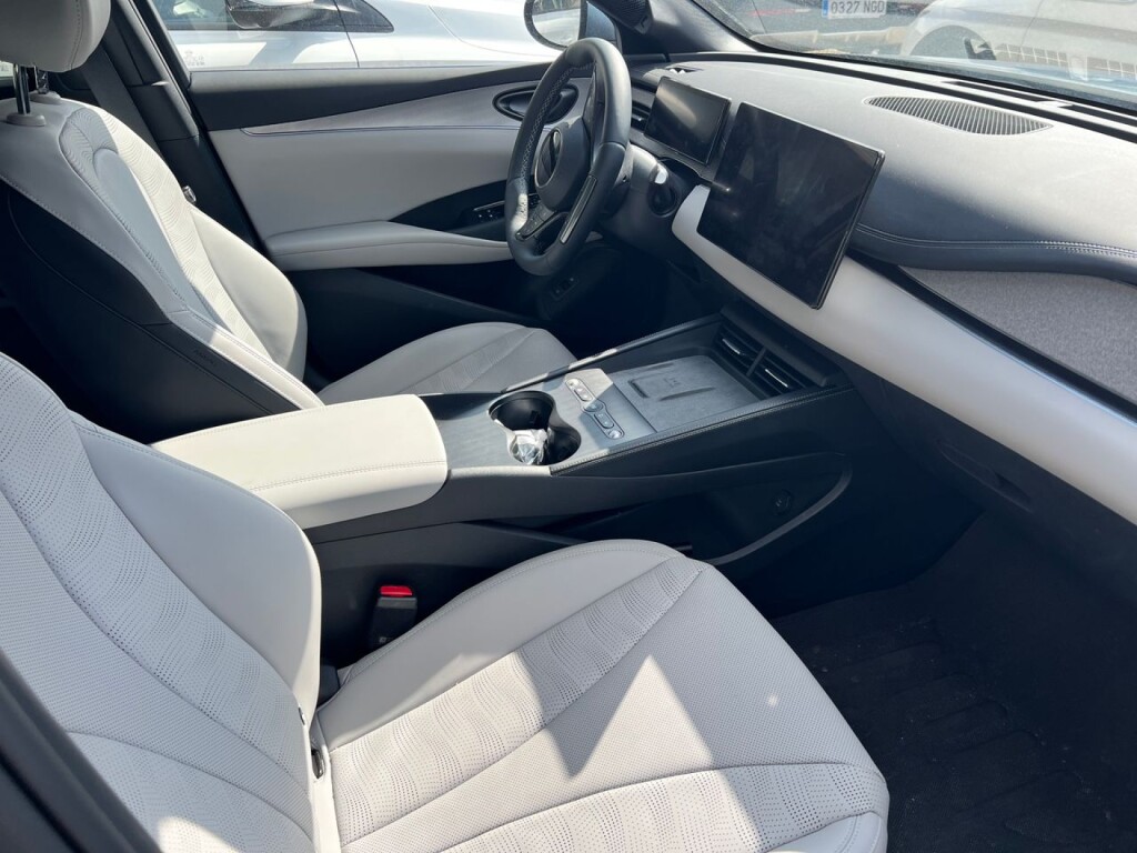 Foto 6 del anuncio BYD Seal 6 DM-i Comfort Lite  de Ocasión en Madrid