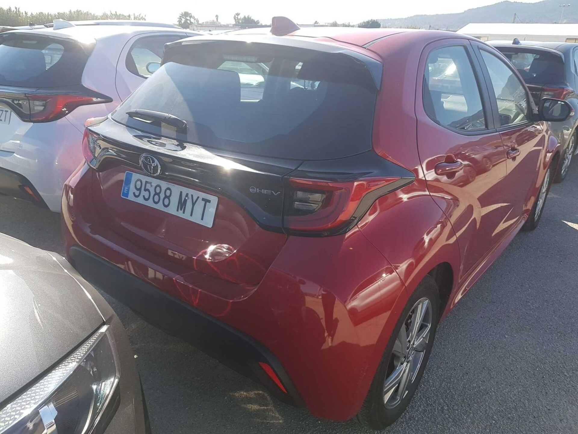 Foto 3 del anuncio Toyota Yaris 1.5 120H Active Plus  de Ocasión en Madrid