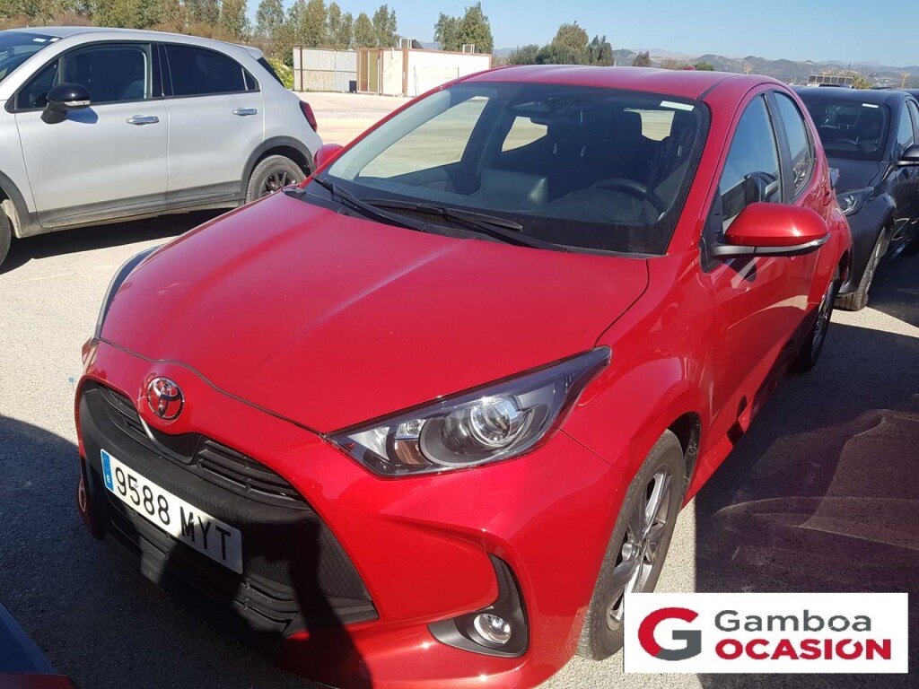 Foto principal del anuncio Toyota Yaris 1.5 120H Active Plus  de Ocasión en Madrid