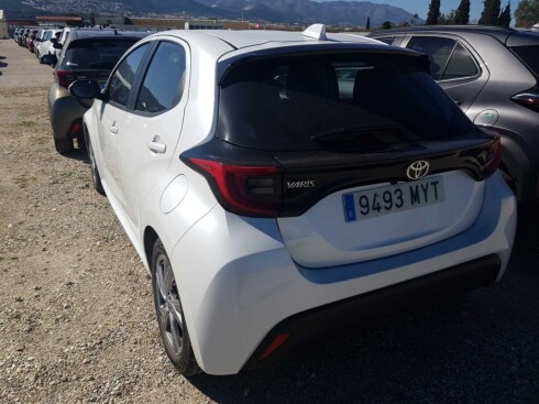 Foto impresión del anuncio Toyota Yaris 1.5 120H Active Plus  de Ocasión en Madrid