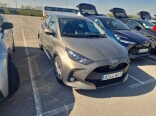 Foto 1 del anuncio Toyota Yaris 1.5 120H Active Plus  de Ocasión en Madrid