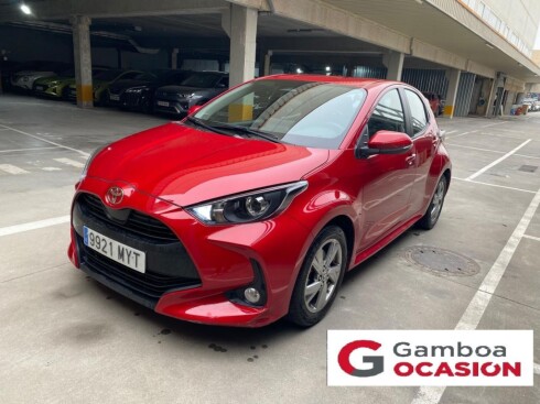 Foto principal del anuncio Toyota Yaris 1.5 120H Active Plus  de Ocasión en Madrid