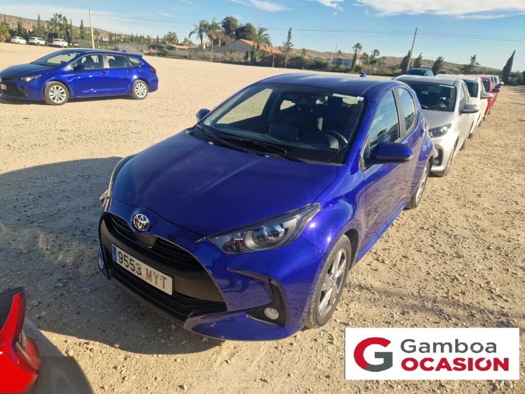 Foto principal del anuncio Toyota Yaris 1.5 120H Active Plus  de Ocasión en Madrid