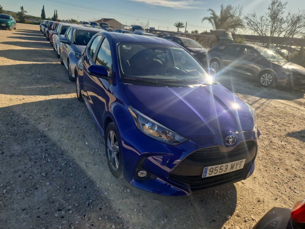 Foto 1 del anuncio Toyota Yaris 1.5 120H Active Plus  de Ocasión en Madrid