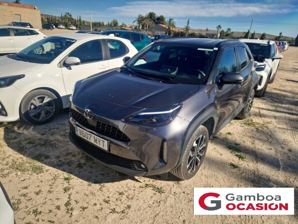 Foto principal del anuncio Toyota Yaris Cross 1.5 120H Active Plus  de Ocasión en Madrid