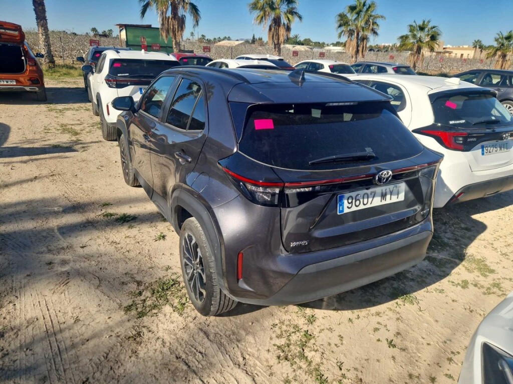 Foto 2 del anuncio Toyota Yaris Cross 1.5 120H Active Plus  de Ocasión en Madrid