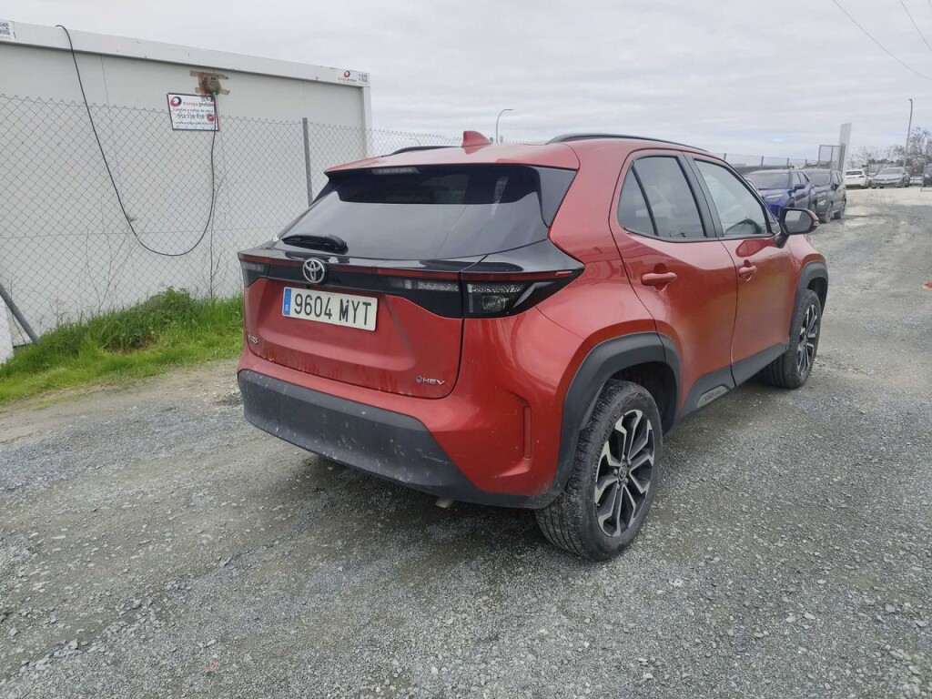 Foto 3 del anuncio Toyota Yaris Cross 1.5 120H Active Plus  de Ocasión en Madrid