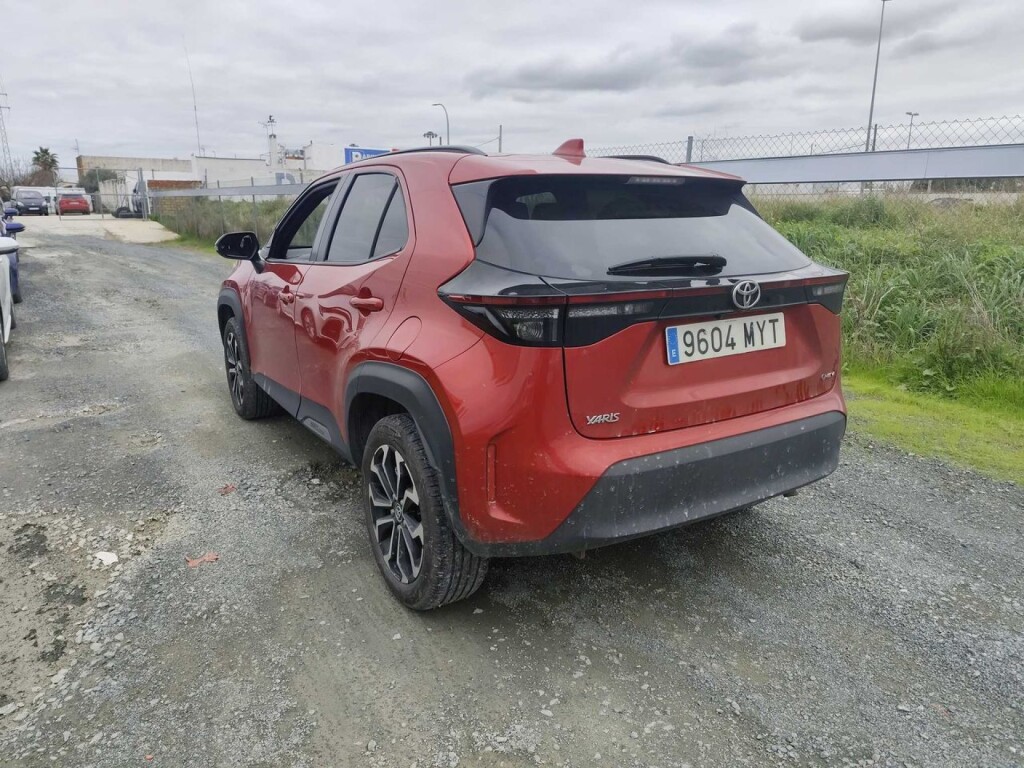 Foto 2 del anuncio Toyota Yaris Cross 1.5 120H Active Plus  de Ocasión en Madrid