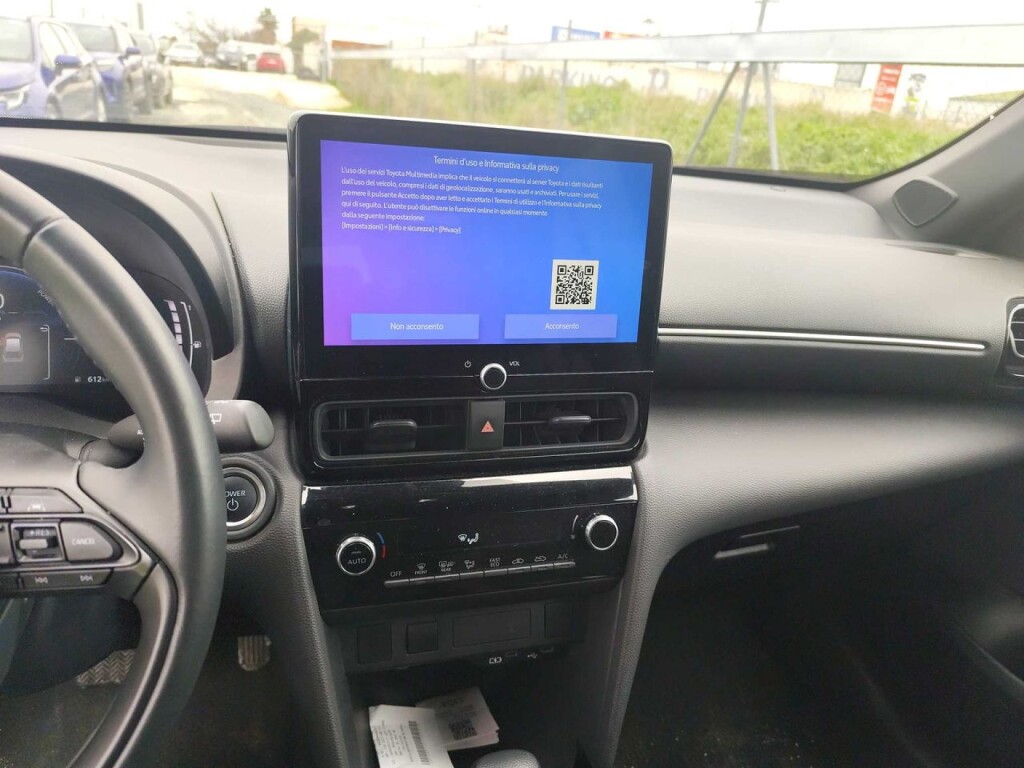 Foto 8 del anuncio Toyota Yaris Cross 1.5 120H Active Plus  de Ocasión en Madrid