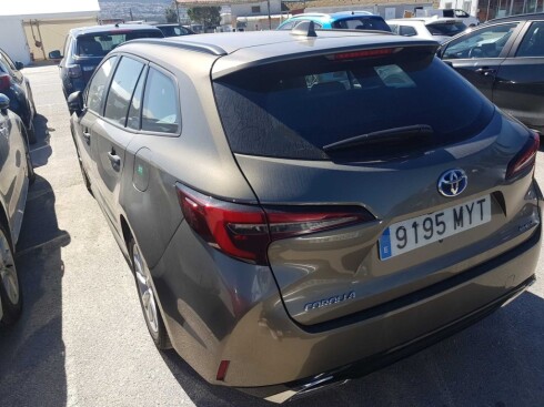 Foto impresión del anuncio Toyota Corolla 140H Active Plus Touring Sport  de Ocasión en Madrid