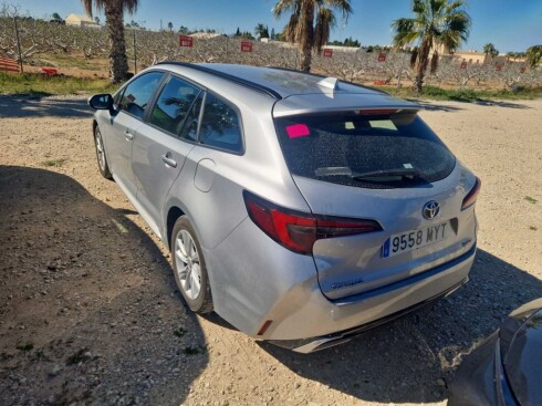 Foto impresión del anuncio Toyota Corolla 140H Active Plus Touring Sport  de Ocasión en Madrid