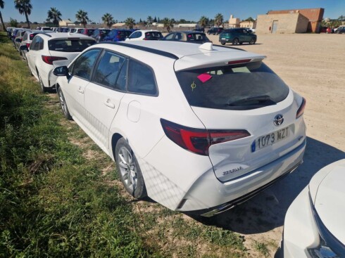 Foto impresión del anuncio Toyota Corolla 140H Active Plus Touring Sport  de Ocasión en Madrid