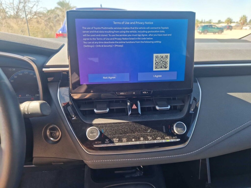 Foto 7 del anuncio Toyota Corolla 140H Active Plus Touring Sport  de Ocasión en Madrid