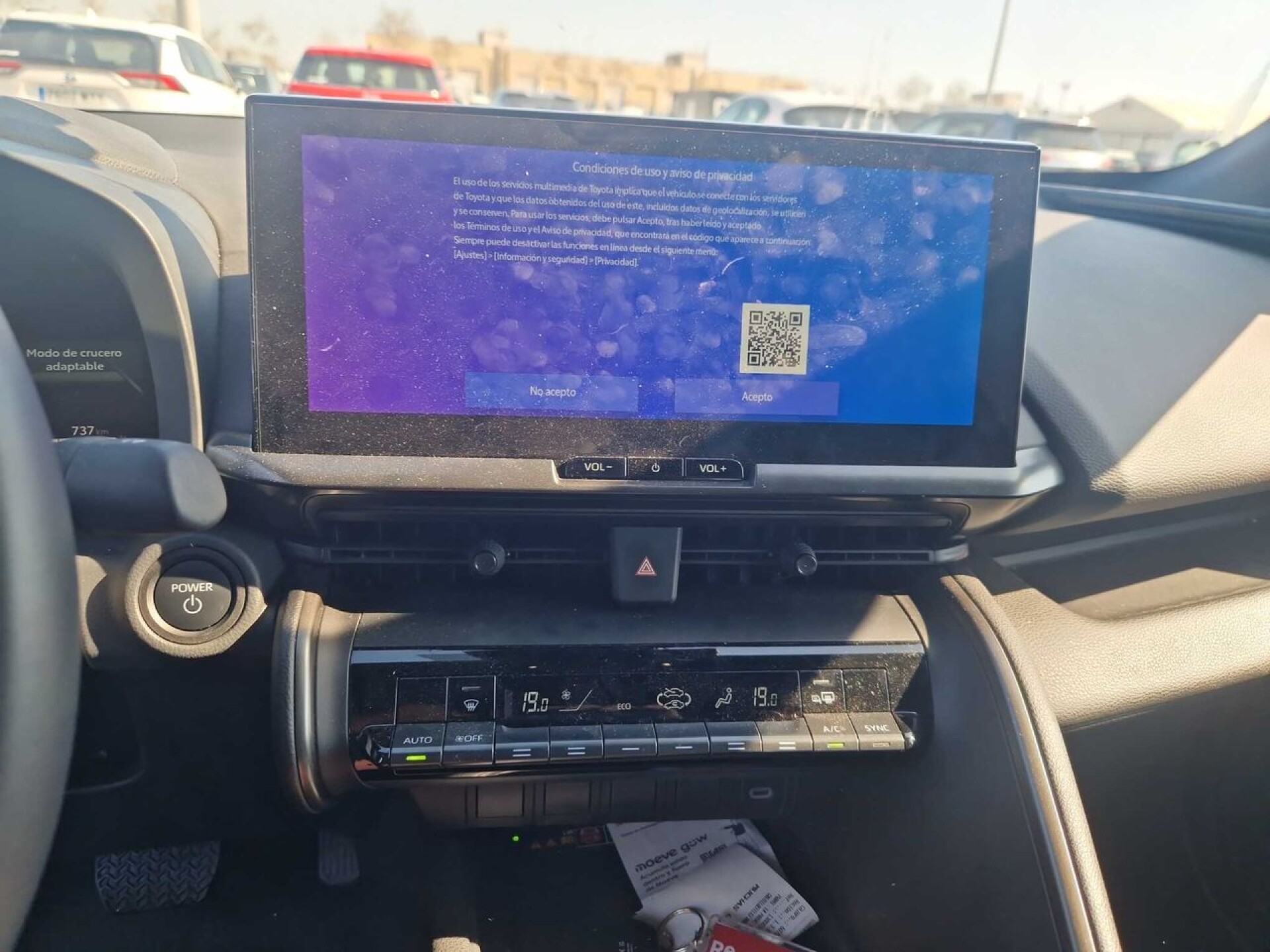 Foto 6 del anuncio Toyota C-HR 1.8 Advance Hybrid 140  de Ocasión en Madrid