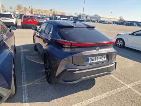 Foto impresión del anuncio Toyota C-HR 1.8 Advance Hybrid 140  de Ocasión en Madrid