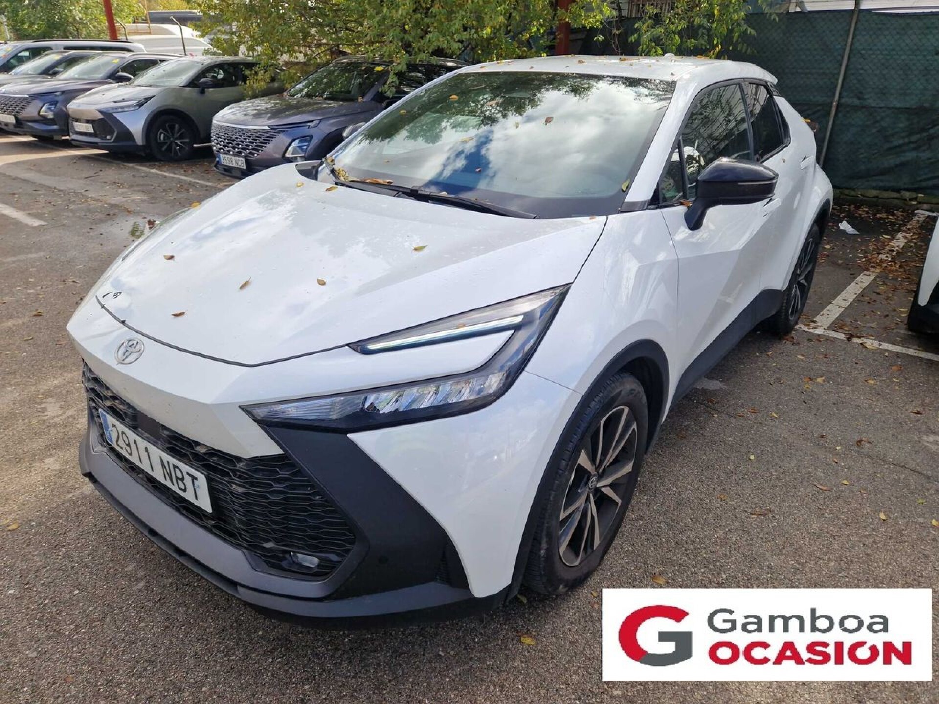 Foto principal del anuncio Toyota C-HR 1.8 Advance Hybrid 140  de Ocasión en Madrid