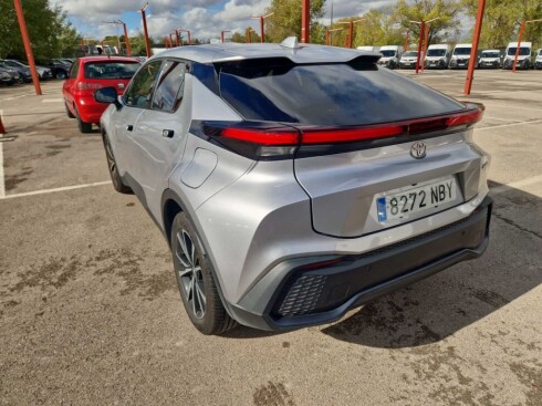 Foto impresión del anuncio Toyota C-HR 1.8 Advance Hybrid 140  de Ocasión en Madrid