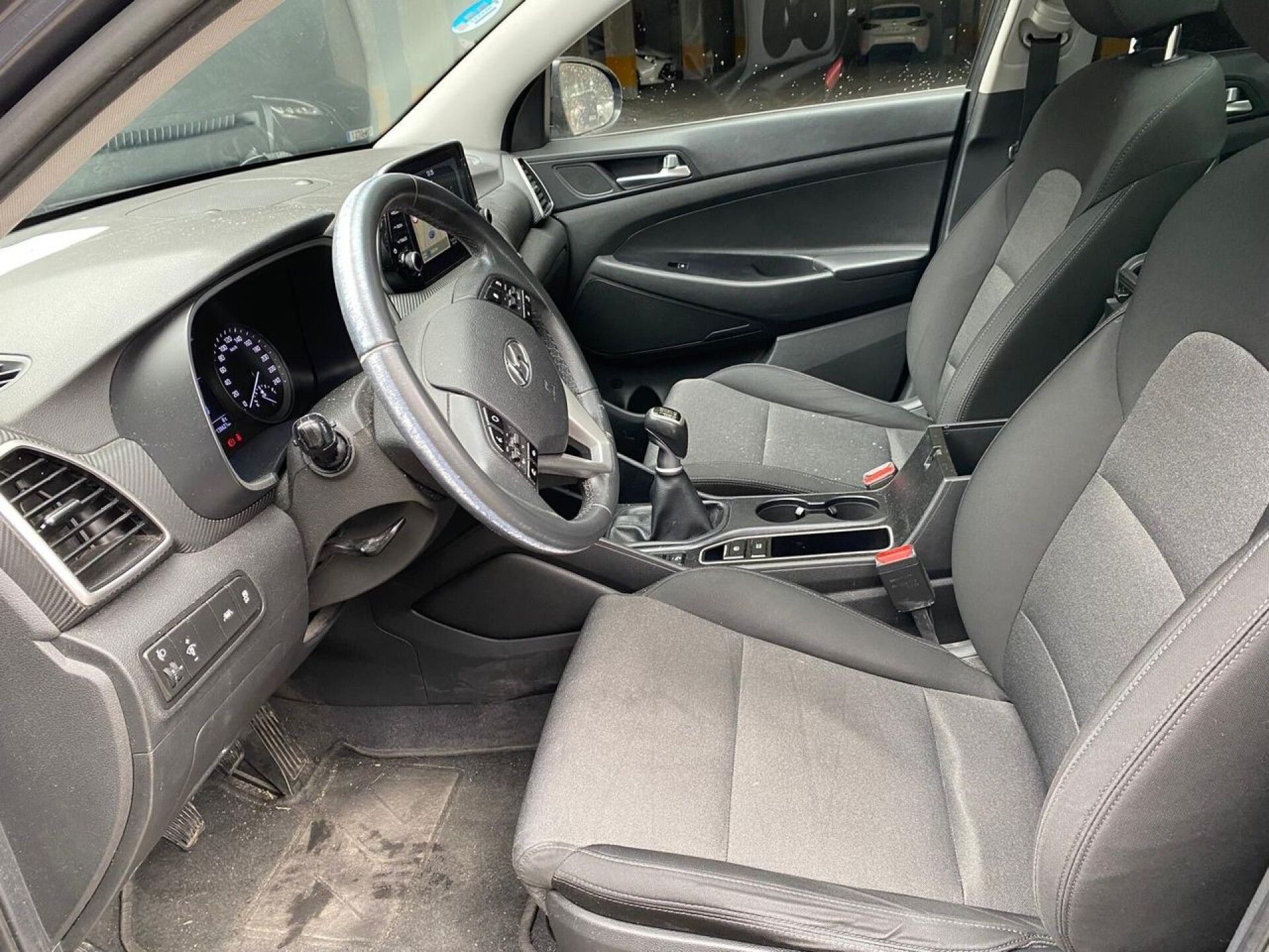 Foto 5 del anuncio Hyundai Tucson 1.6 CRDI 85kW (116CV) 48V Klass 4X2  de Ocasión en Madrid