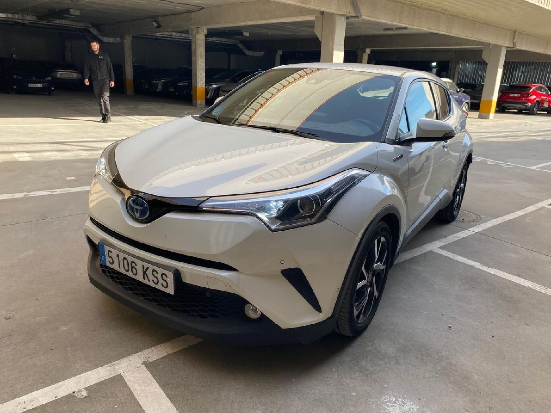 Foto 7 del anuncio Toyota C-HR 1.8 125H Advance  de Ocasión en Madrid