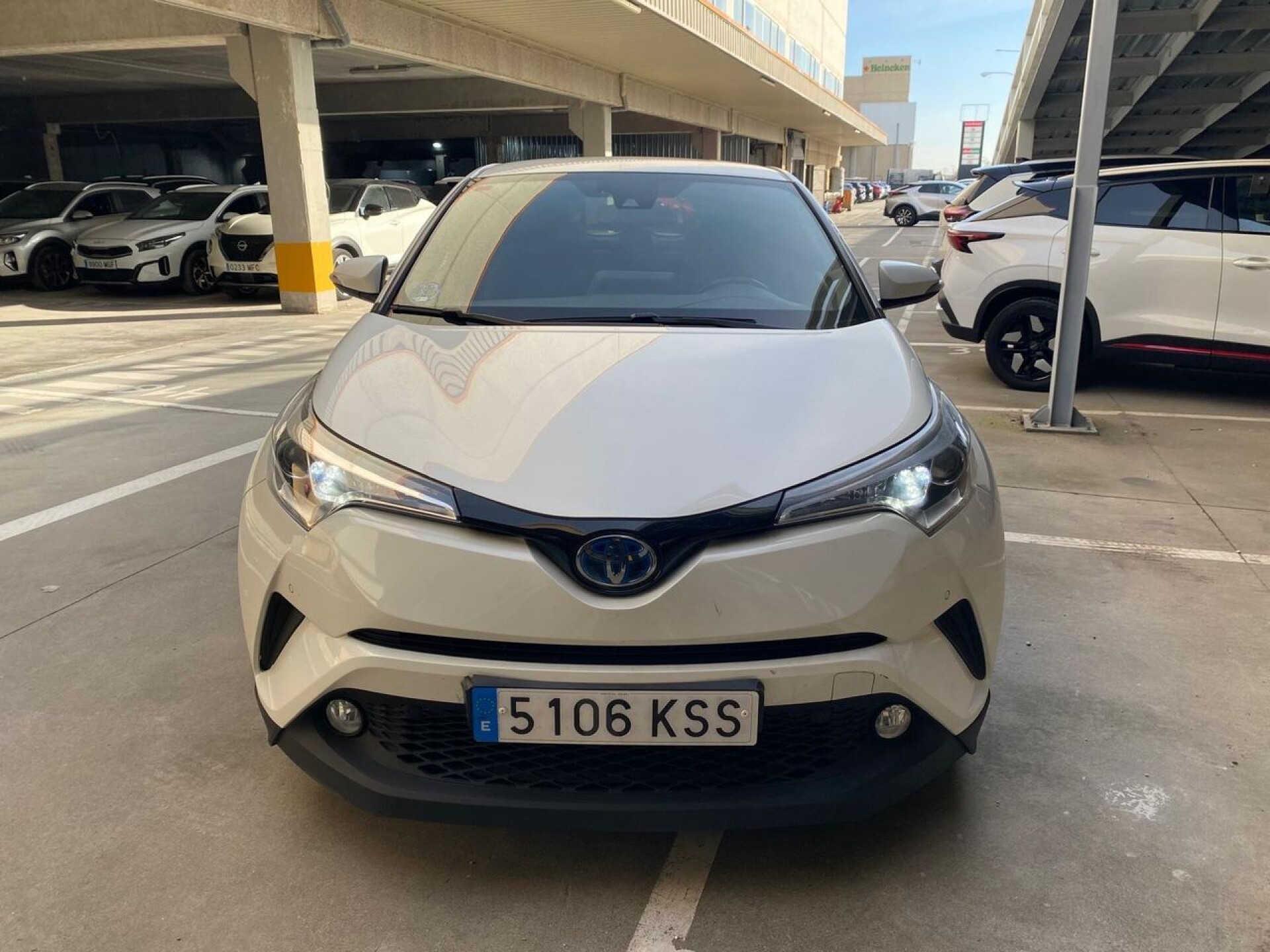 Foto 4 del anuncio Toyota C-HR 1.8 125H Advance  de Ocasión en Madrid