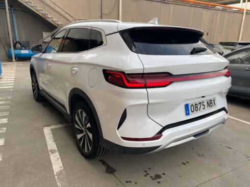 Foto impresión del anuncio BYD Seal U DM-i Comfort  de Ocasión en Madrid