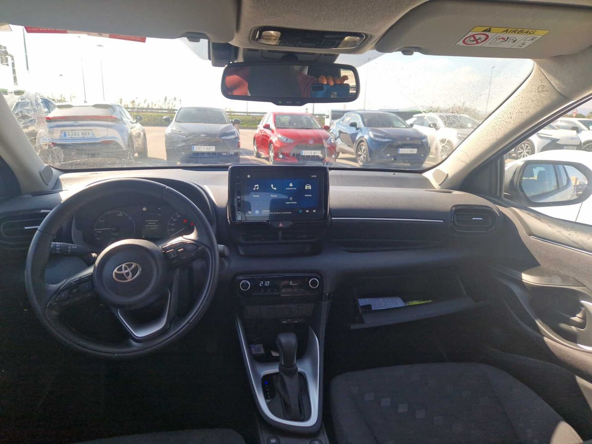 Foto 4 del anuncio Toyota Yaris 1.5 120H Active Plus  de Ocasión en Madrid