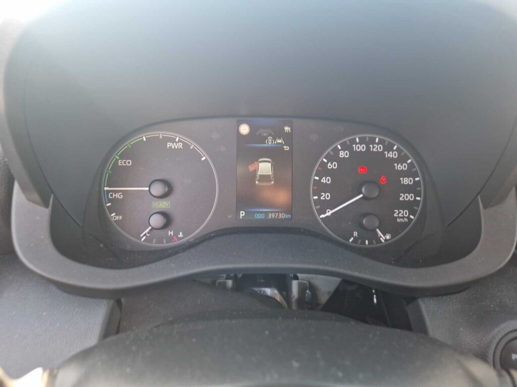 Foto 6 del anuncio Toyota Yaris 1.5 120H Active Plus  de Ocasión en Madrid