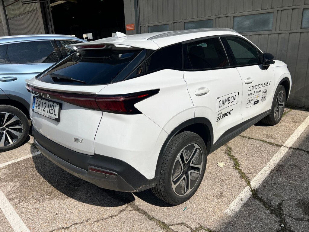 Foto 3 del anuncio Omoda 5 EV EV 61 kWh Premium  de Ocasión en Madrid