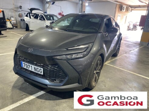 Toyota Toyota C-HR 1.8 Advance Hybrid 140 